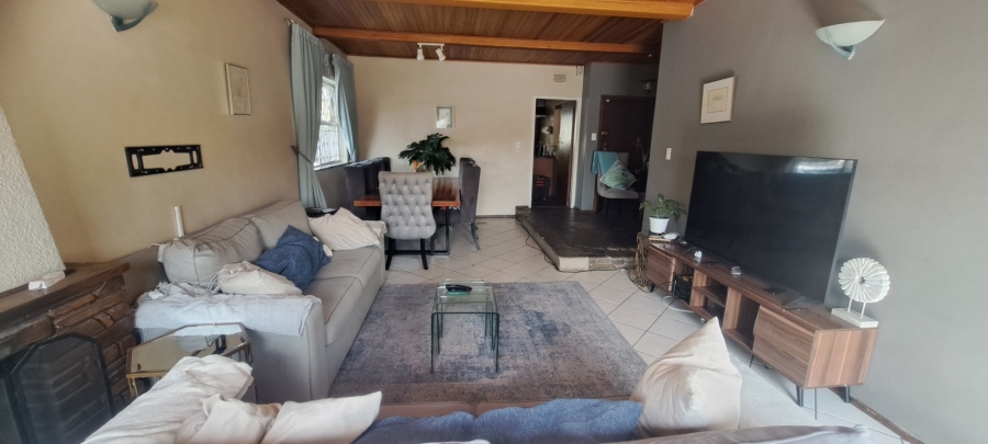 3 Bedroom Property for Sale in Illiondale Gauteng