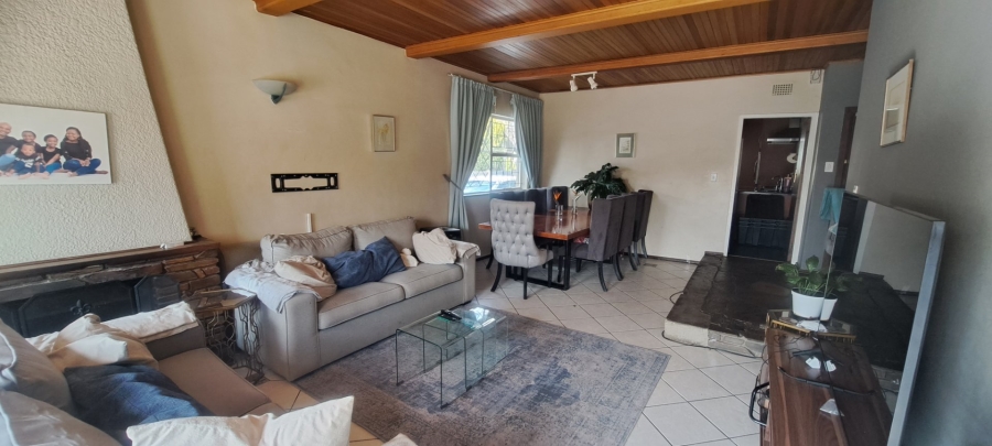 3 Bedroom Property for Sale in Illiondale Gauteng