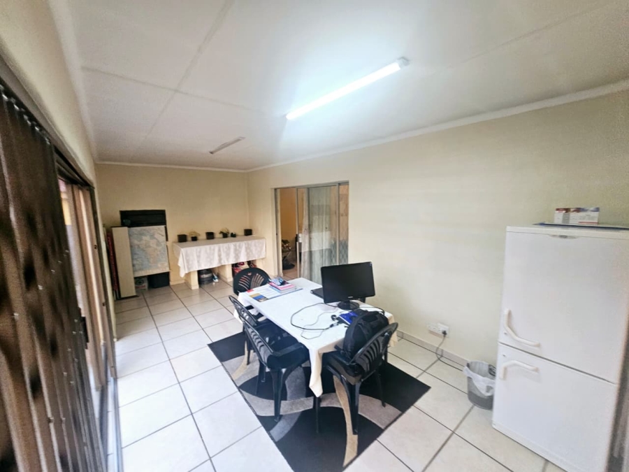 3 Bedroom Property for Sale in Heuweloord Gauteng