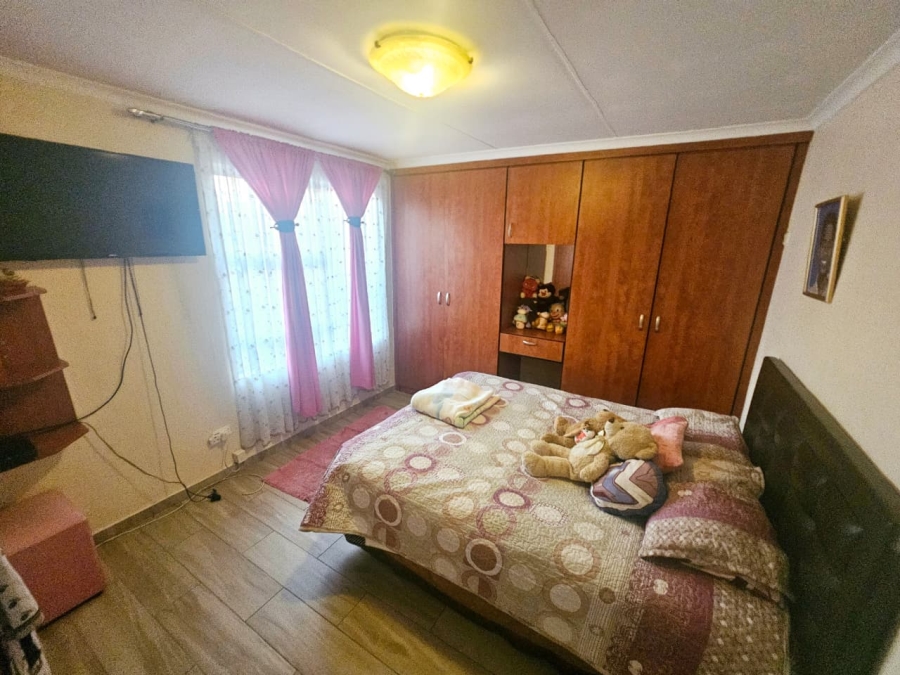 3 Bedroom Property for Sale in Heuweloord Gauteng