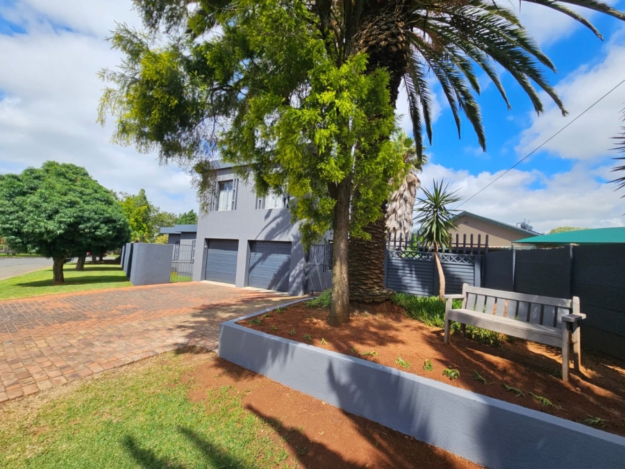 3 Bedroom Property for Sale in Visagie Park Gauteng