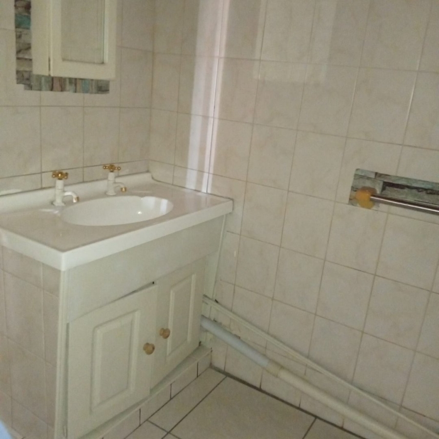 To Let 1 Bedroom Property for Rent in Birchleigh Gauteng