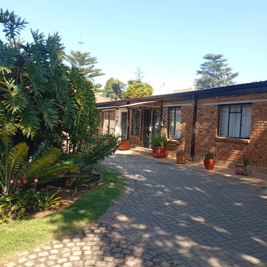 To Let 1 Bedroom Property for Rent in Birchleigh Gauteng