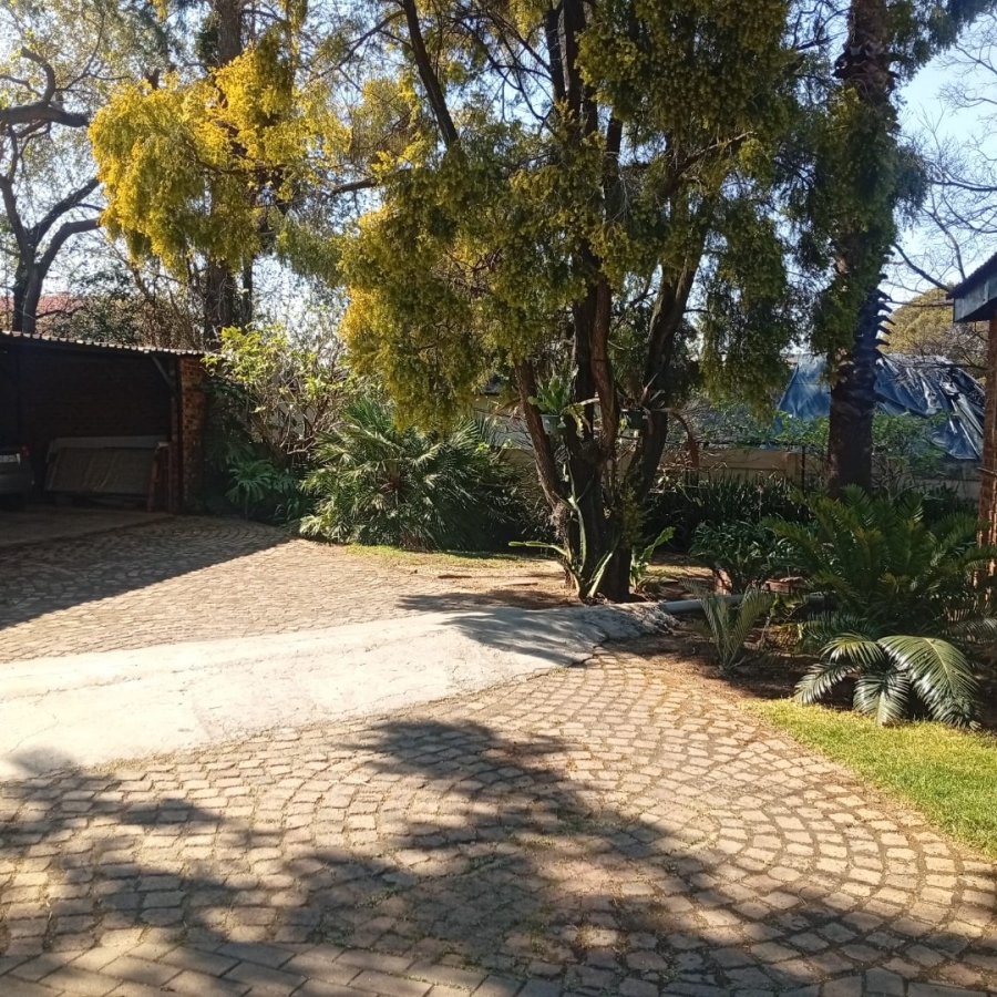 To Let 1 Bedroom Property for Rent in Birchleigh Gauteng