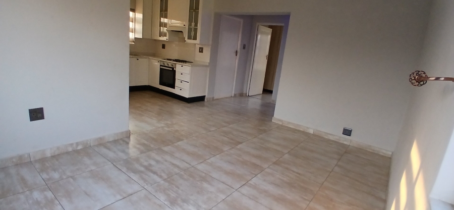 To Let 2 Bedroom Property for Rent in Heuweloord Gauteng