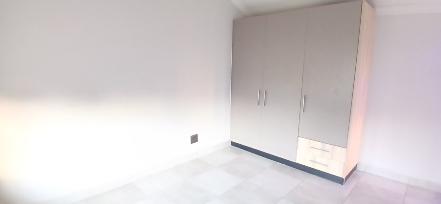 To Let 2 Bedroom Property for Rent in Heuweloord Gauteng