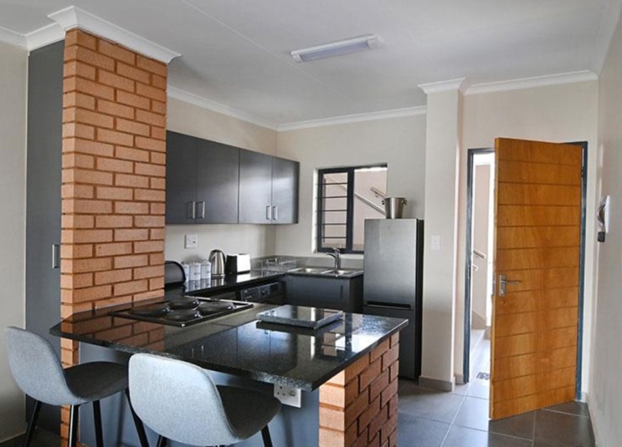 2 Bedroom Property for Sale in Vorna Valley Gauteng