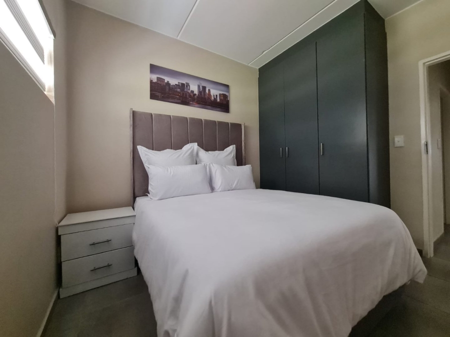 2 Bedroom Property for Sale in Vorna Valley Gauteng