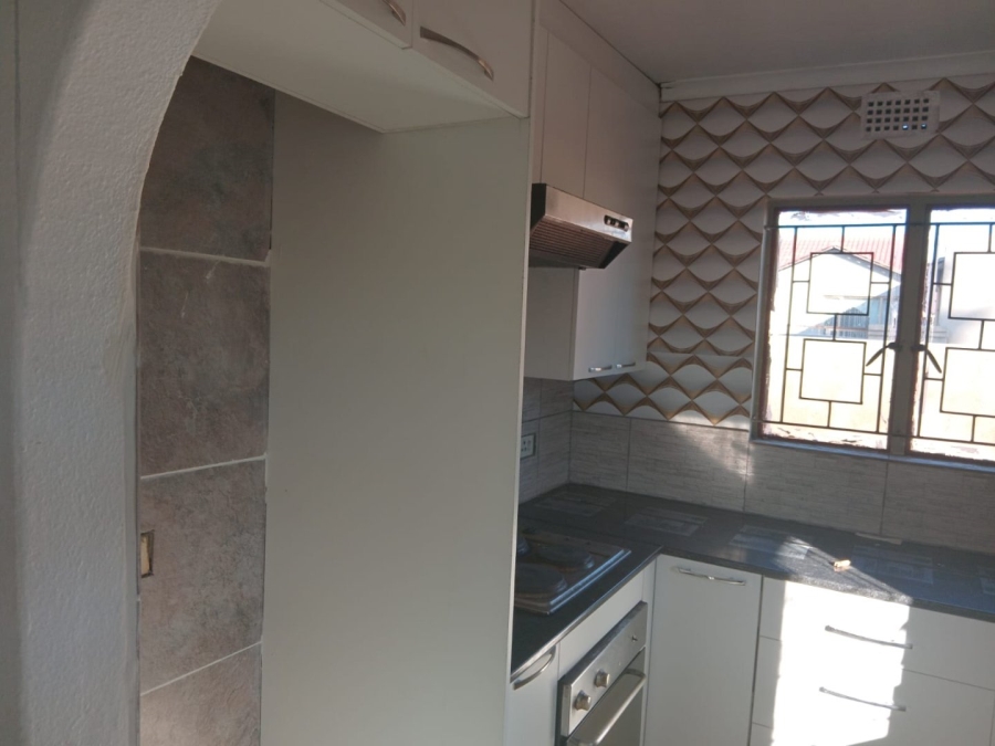  Bedroom Property for Sale in Spruit View Gauteng