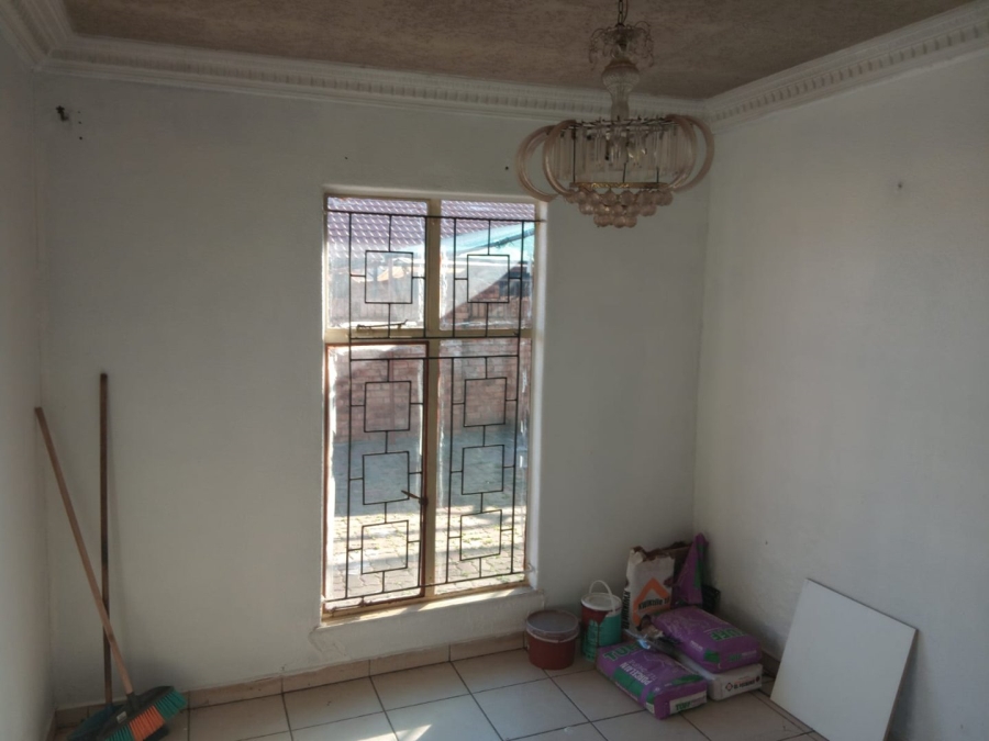  Bedroom Property for Sale in Spruit View Gauteng