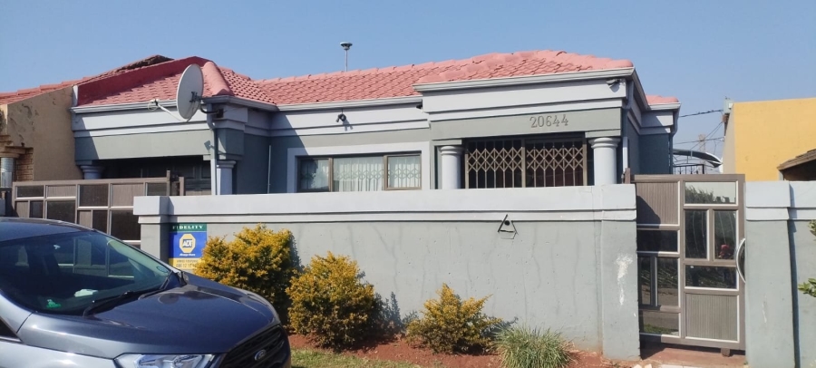 4 Bedroom Property for Sale in Vosloorus Gauteng