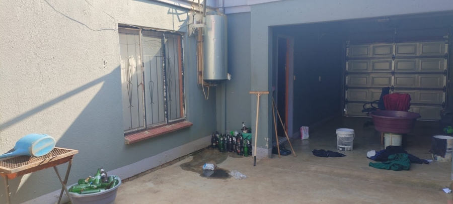4 Bedroom Property for Sale in Vosloorus Gauteng