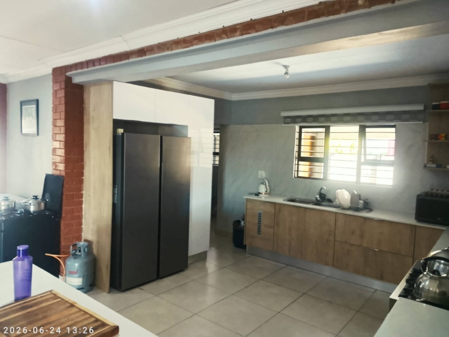 1 Bedroom Property for Sale in Heuweloord Gauteng