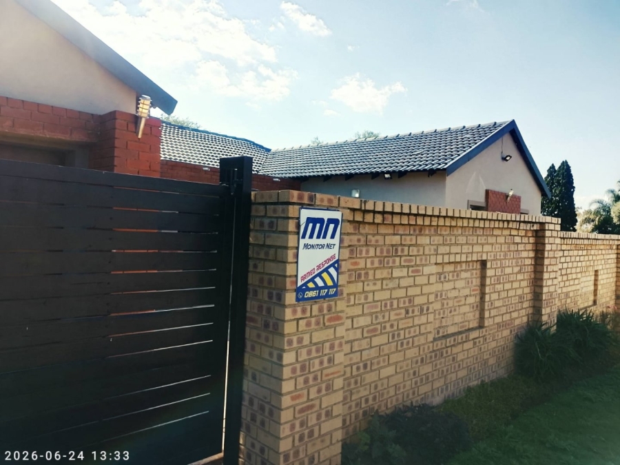1 Bedroom Property for Sale in Heuweloord Gauteng