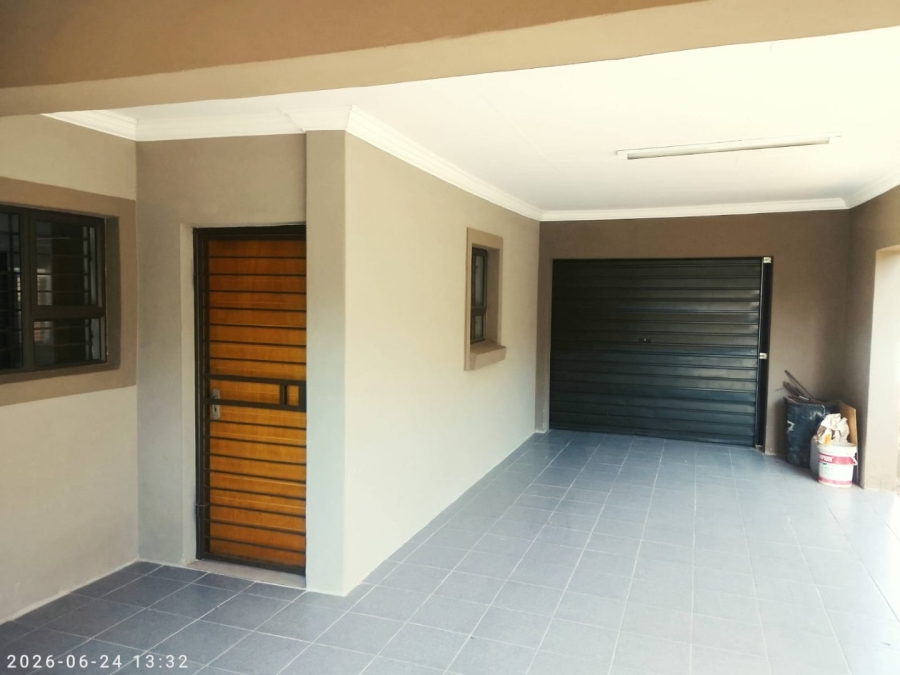 1 Bedroom Property for Sale in Heuweloord Gauteng
