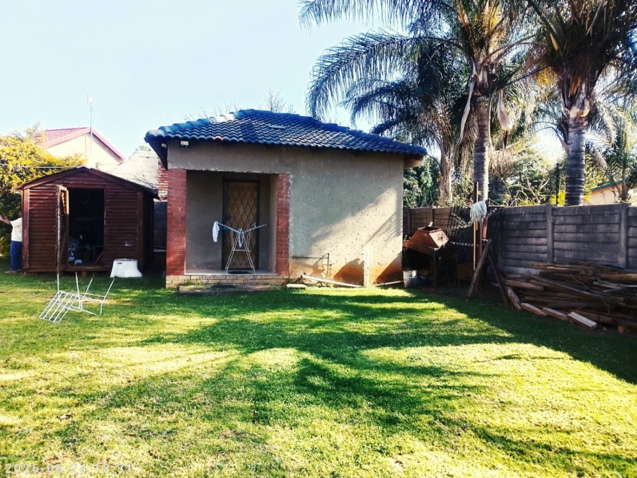 1 Bedroom Property for Sale in Heuweloord Gauteng
