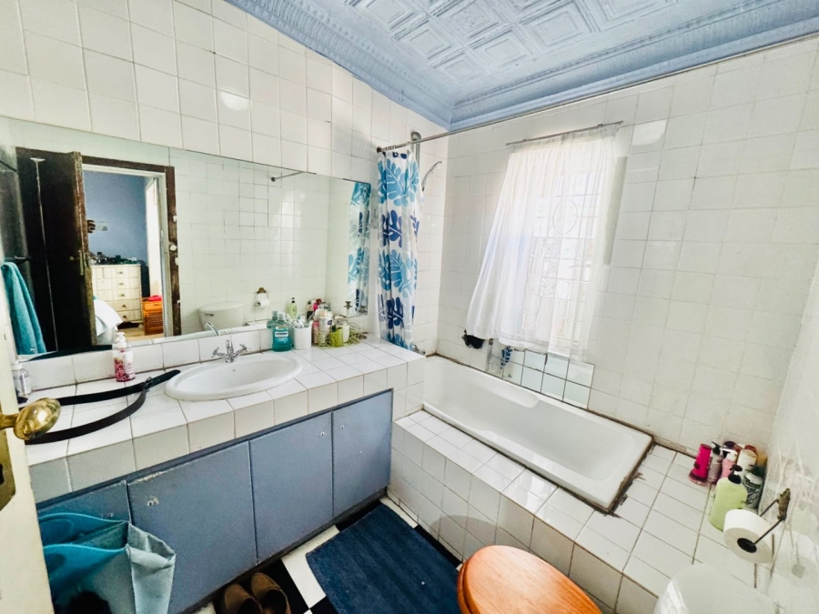 4 Bedroom Property for Sale in Orange Grove Gauteng
