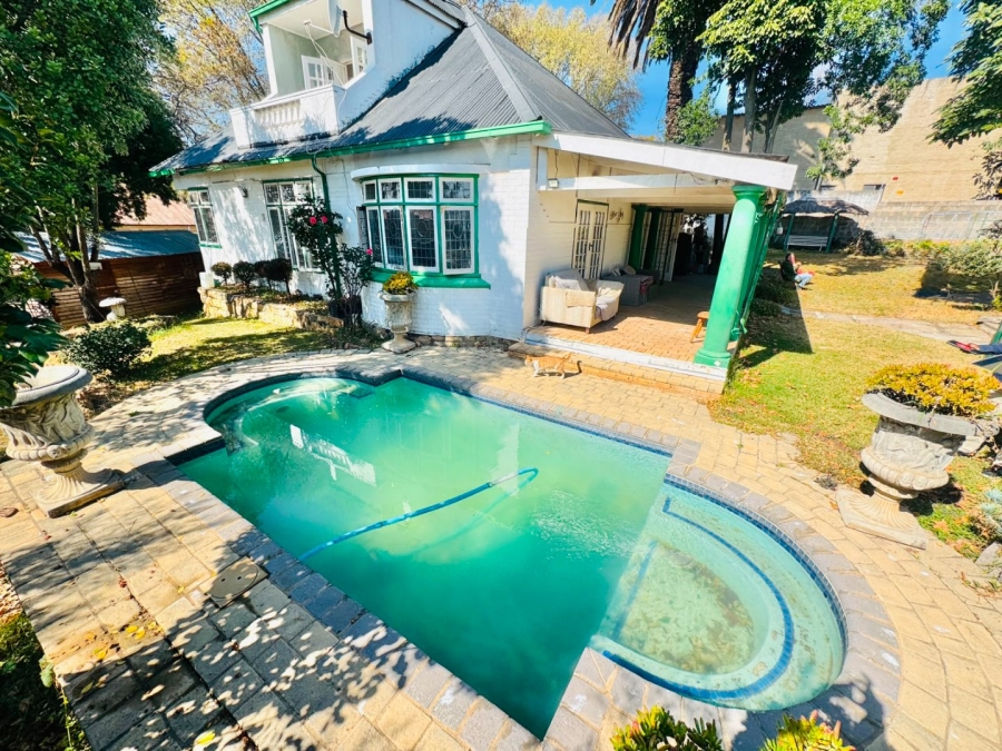 4 Bedroom Property for Sale in Orange Grove Gauteng