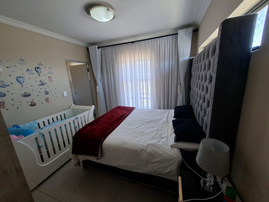 3 Bedroom Property for Sale in Thatchfield Estate Gauteng