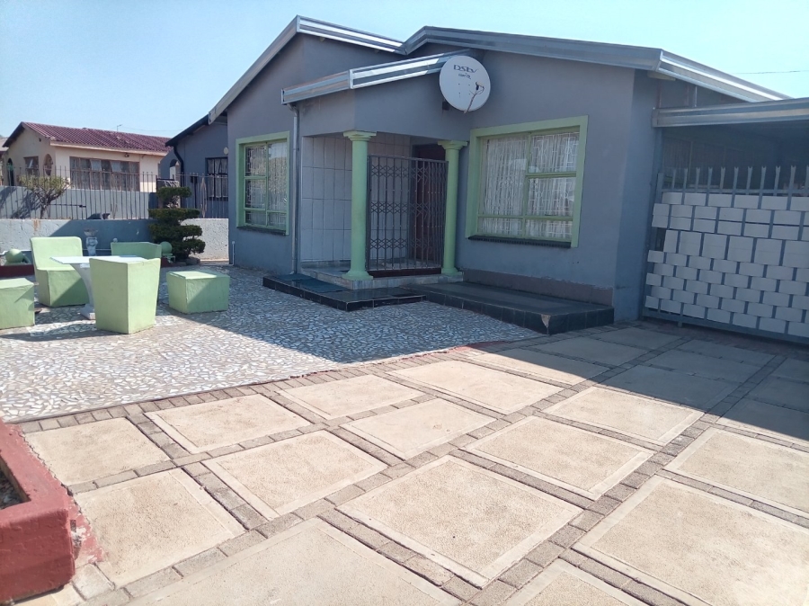 To Let 3 Bedroom Property for Rent in Soshanguve L Gauteng