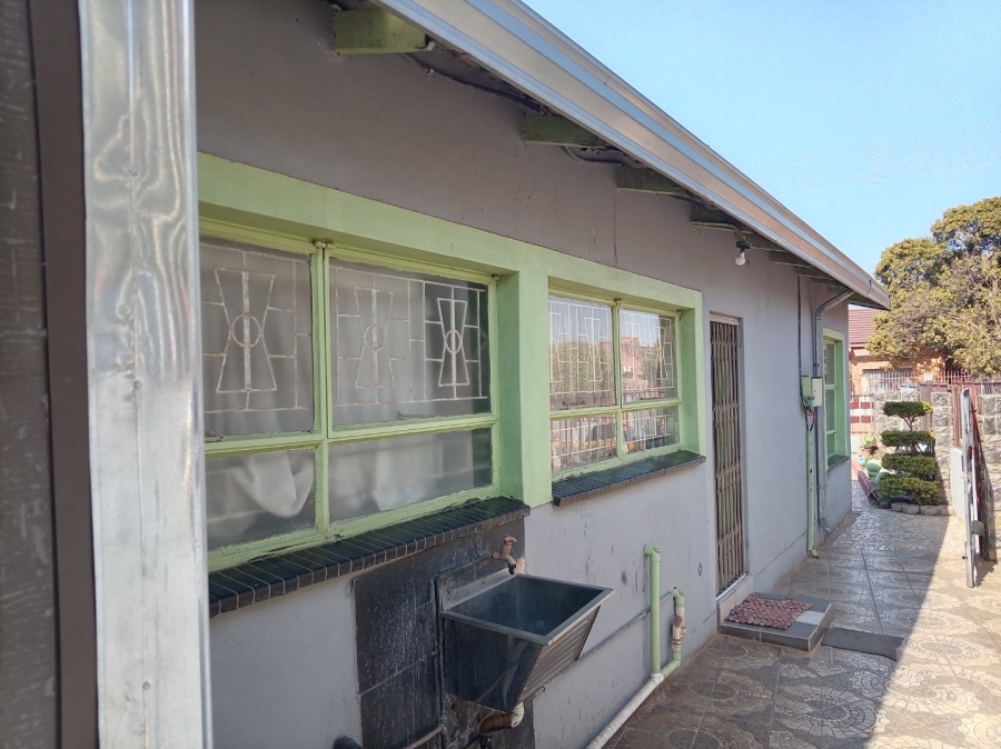 To Let 3 Bedroom Property for Rent in Soshanguve L Gauteng
