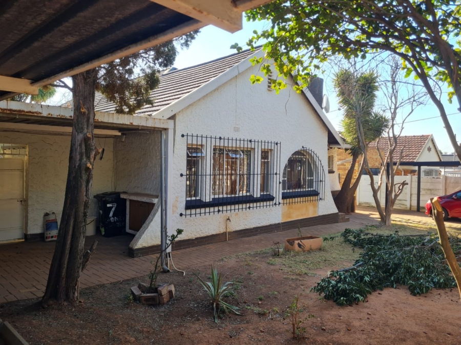 To Let  Bedroom Property for Rent in Franklin Roosevelt Park Gauteng