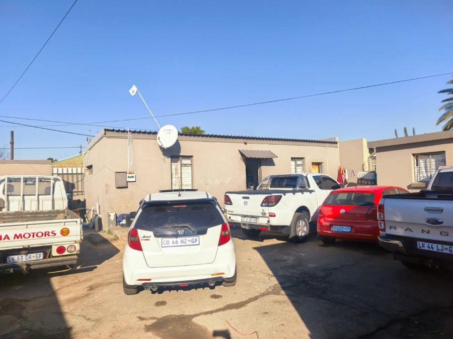  Bedroom Property for Sale in Geduld Ext 1 Gauteng
