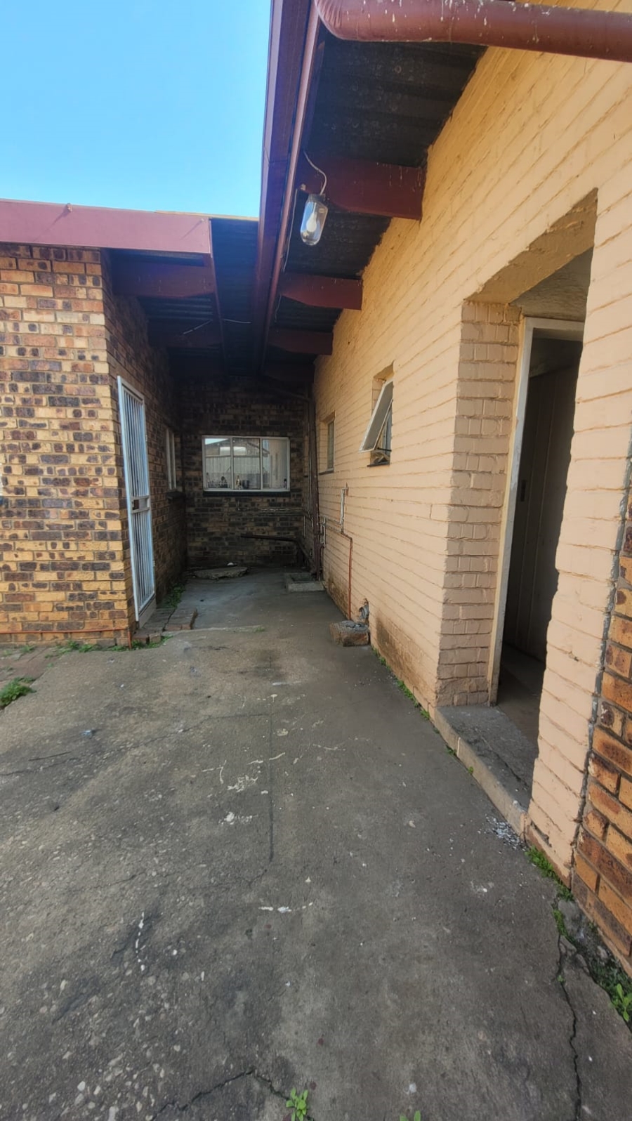 To Let Commercial Property for Rent in Jan Niemand Park Gauteng