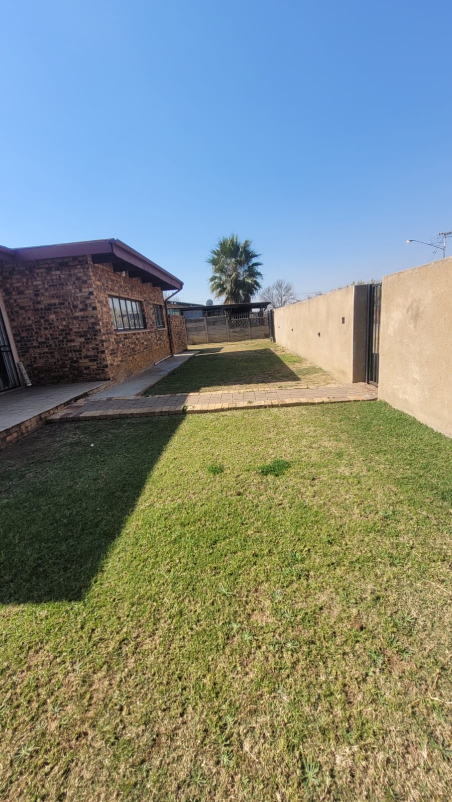 To Let Commercial Property for Rent in Jan Niemand Park Gauteng