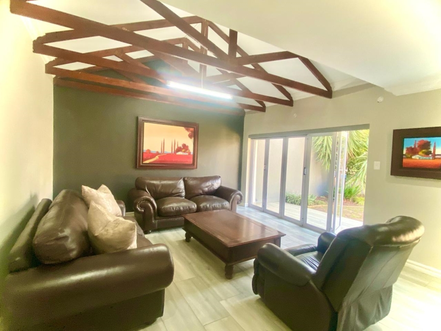3 Bedroom Property for Sale in Faerie Glen Gauteng