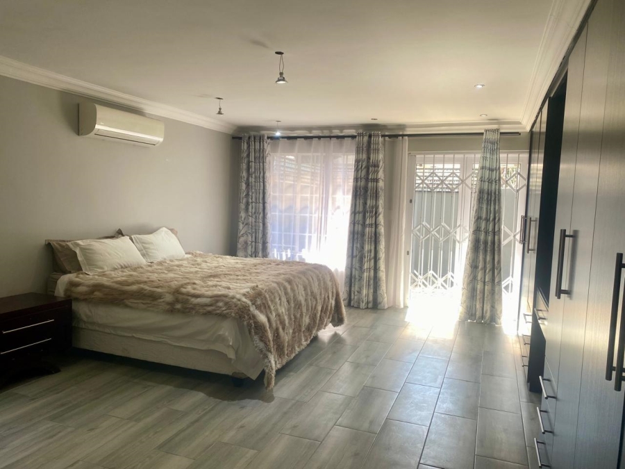 3 Bedroom Property for Sale in Faerie Glen Gauteng