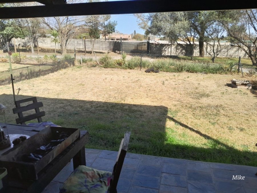 To Let 2 Bedroom Property for Rent in Glen Austin Gauteng