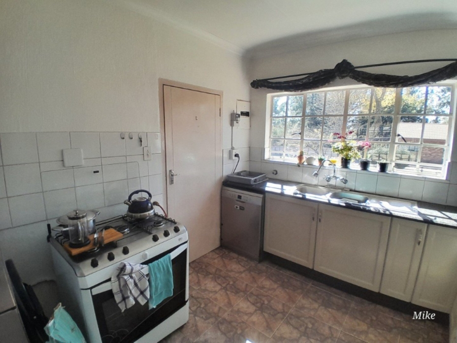 To Let 2 Bedroom Property for Rent in Glen Austin Gauteng