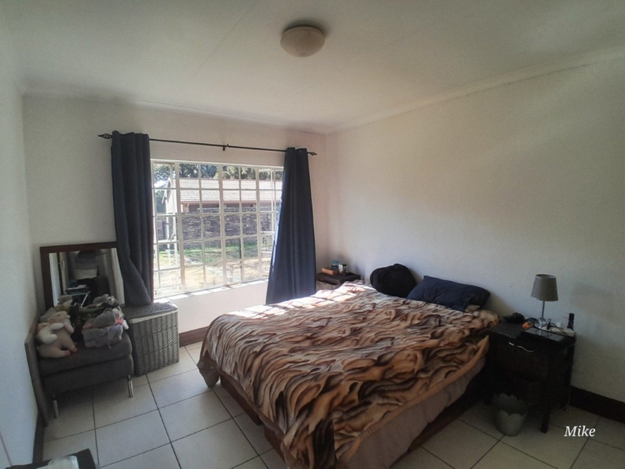 To Let 2 Bedroom Property for Rent in Glen Austin Gauteng
