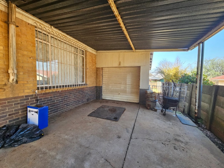 3 Bedroom Property for Sale in Visagie Park Gauteng