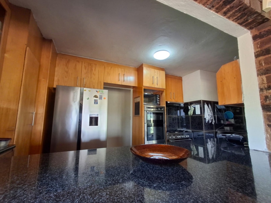 To Let 3 Bedroom Property for Rent in Bridle Park A H Gauteng