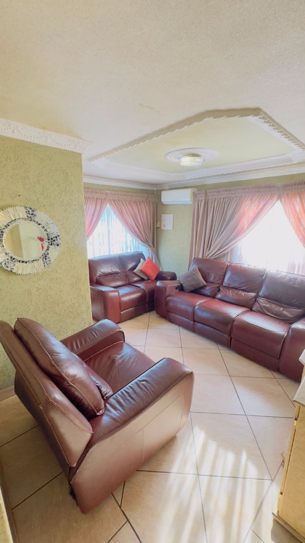3 Bedroom Property for Sale in Soshanguve UU Gauteng