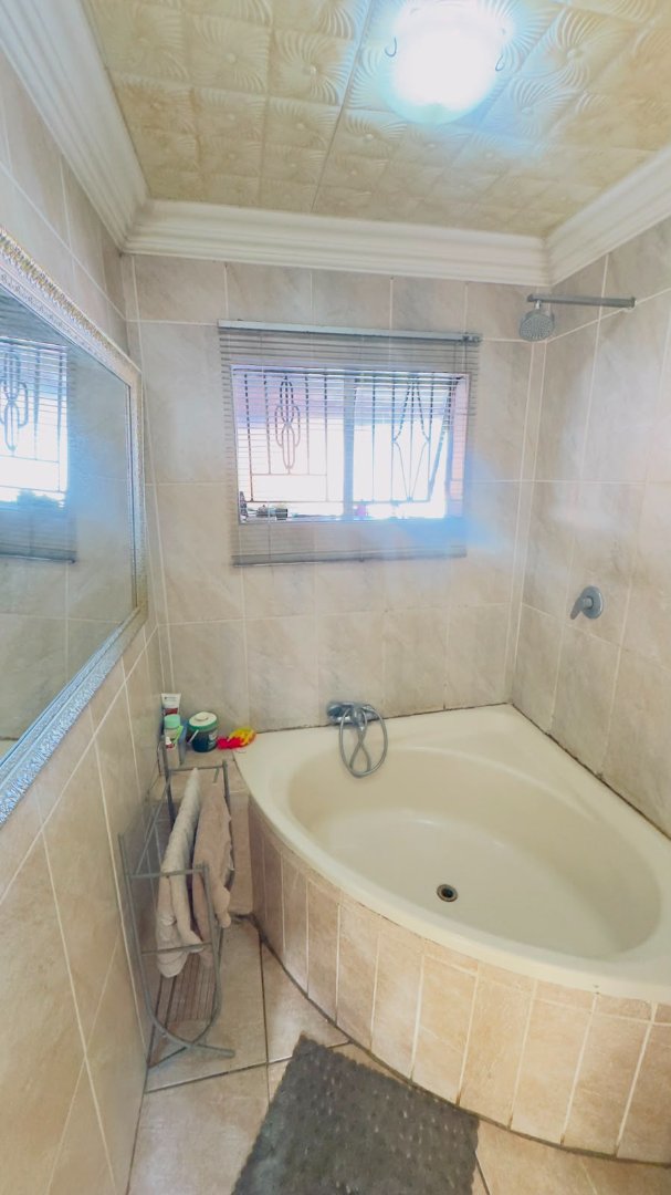 3 Bedroom Property for Sale in Soshanguve UU Gauteng