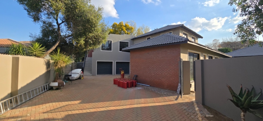 2 Bedroom Property for Sale in Alberante Gauteng