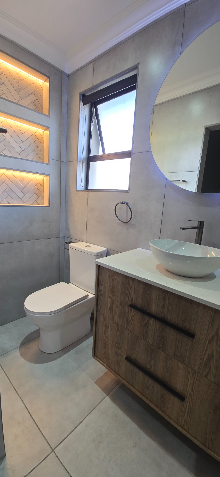 2 Bedroom Property for Sale in Alberante Gauteng