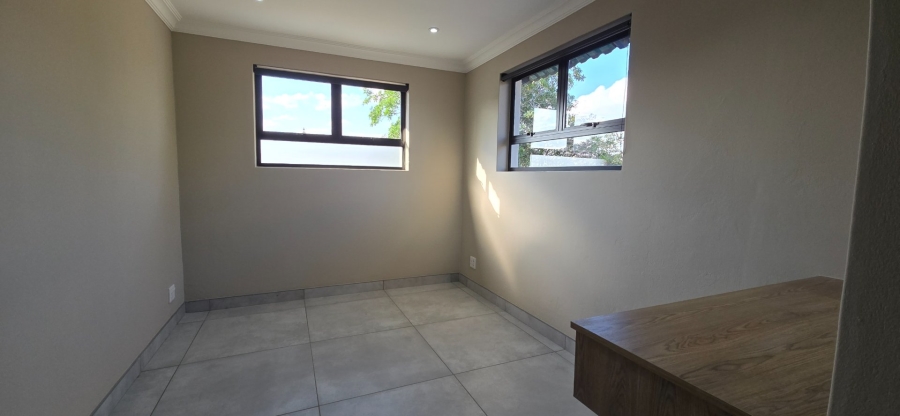 2 Bedroom Property for Sale in Alberante Gauteng