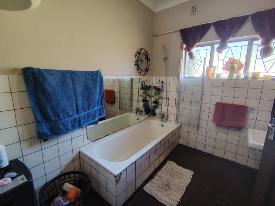 3 Bedroom Property for Sale in Lyttelton Manor Gauteng