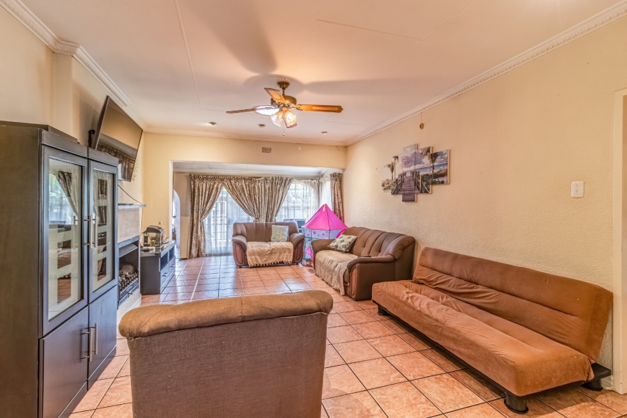 4 Bedroom Property for Sale in Highway Gardens Gauteng