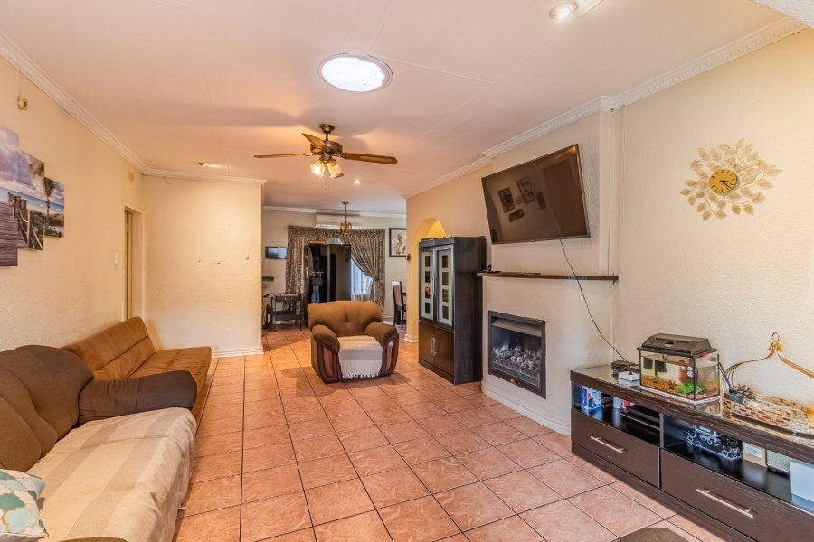 4 Bedroom Property for Sale in Highway Gardens Gauteng