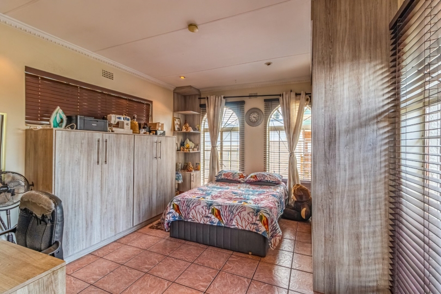4 Bedroom Property for Sale in Highway Gardens Gauteng