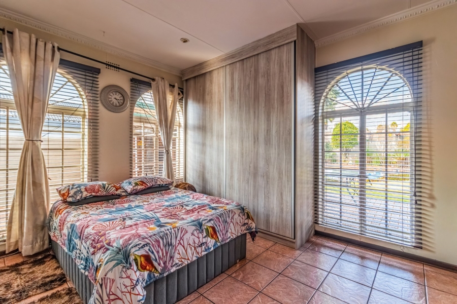4 Bedroom Property for Sale in Highway Gardens Gauteng