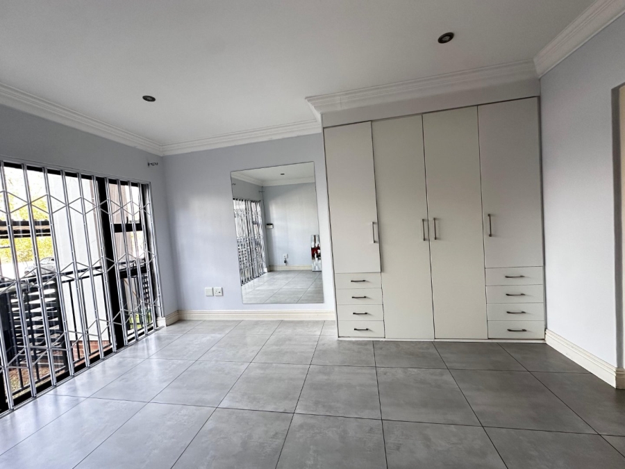 To Let 2 Bedroom Property for Rent in Edenburg Gauteng