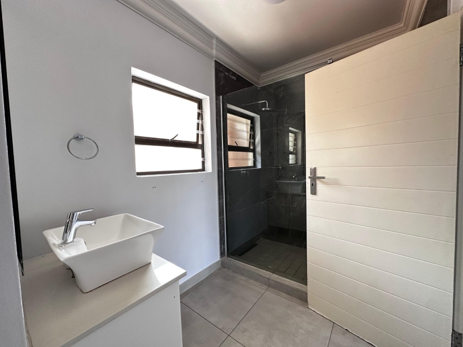 To Let 2 Bedroom Property for Rent in Edenburg Gauteng