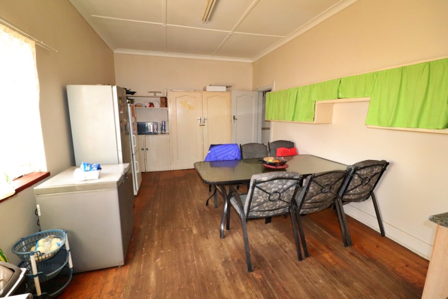 6 Bedroom Property for Sale in Primrose Gauteng