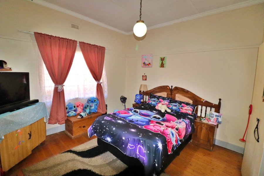 6 Bedroom Property for Sale in Primrose Gauteng